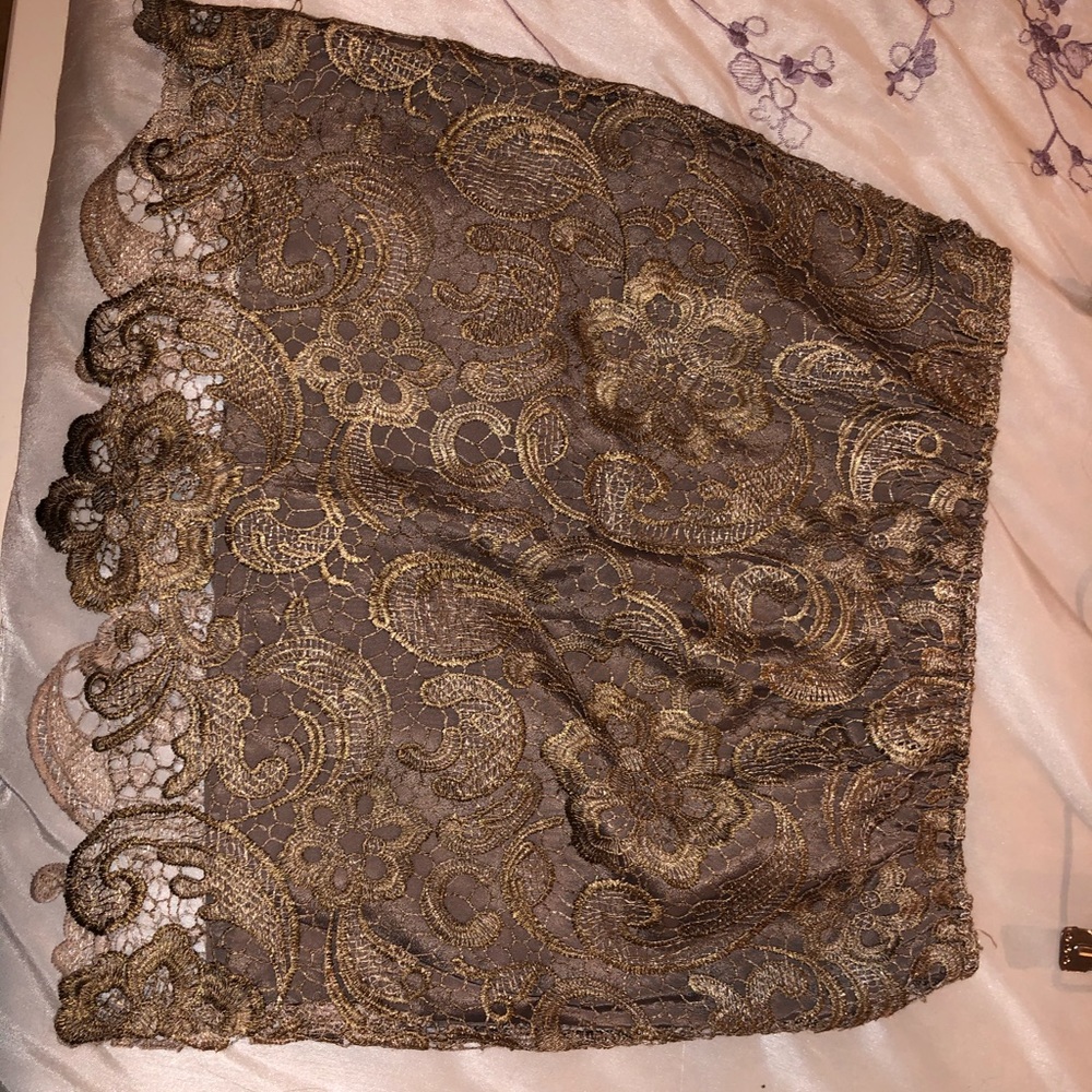 Gold lace pencil skirt sz S